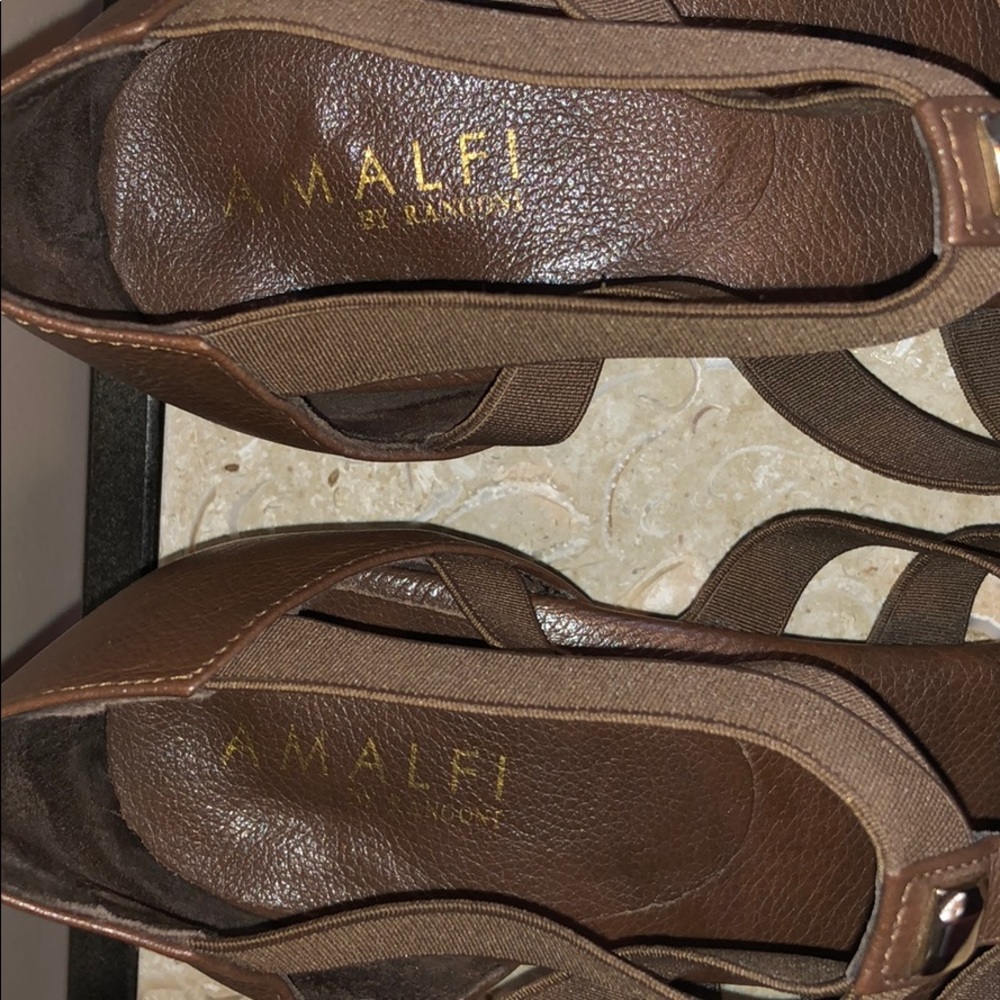 Amalfi by Rangoni Sandals - Picture 2 of 4